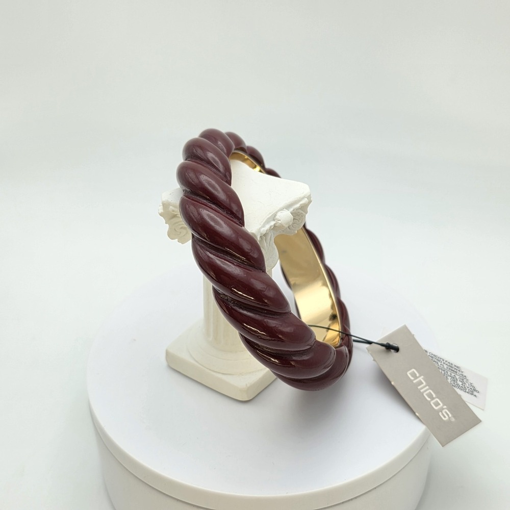 New! CHICO'S Bria Cranberry Bracelet Resin‎ Acrylic Bangle Gold Tone New W Tags - Picture 3 of 9